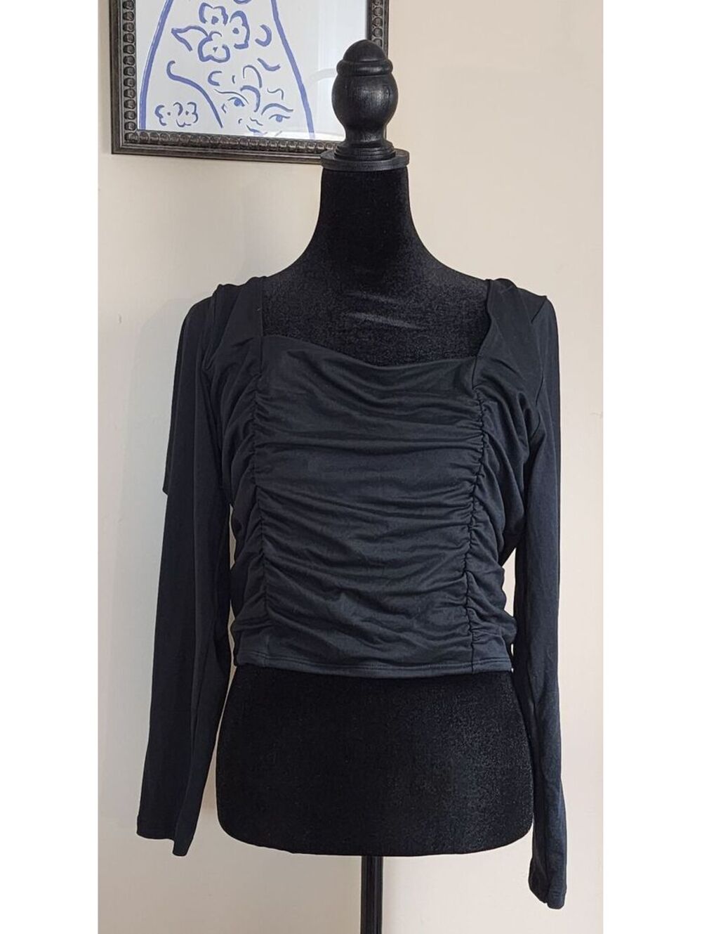 Hollister California Women's Black Long Sleeve Ruched Front Top XL